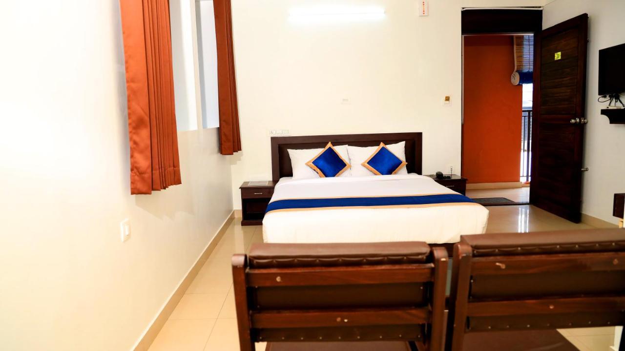 Ss Beach Resort Varkala Eksteriør billede