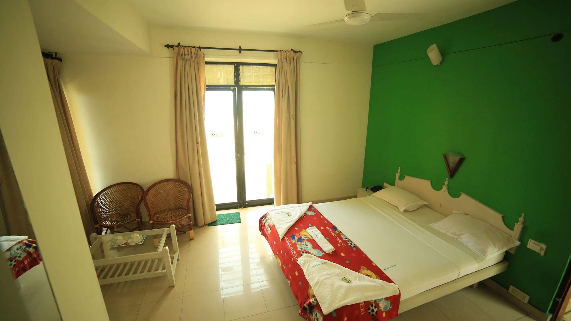 Ss Beach Resort Varkala Eksteriør billede
