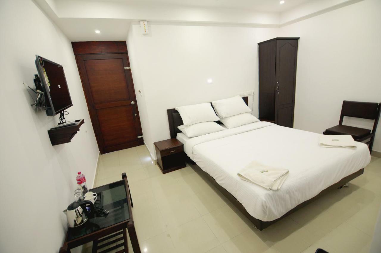 Ss Beach Resort Varkala Eksteriør billede
