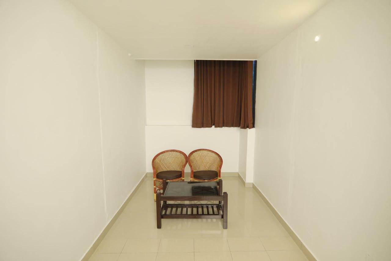 Ss Beach Resort Varkala Eksteriør billede