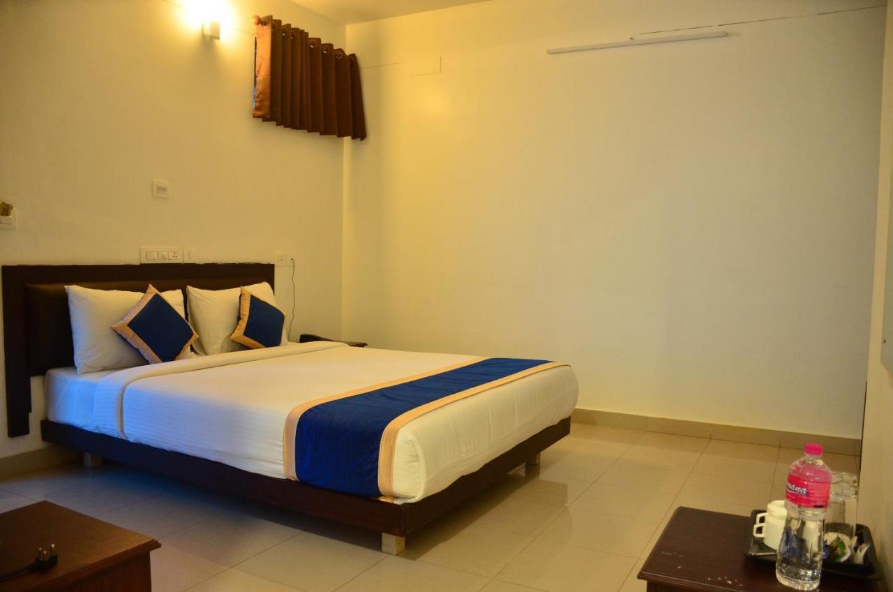 Ss Beach Resort Varkala Eksteriør billede